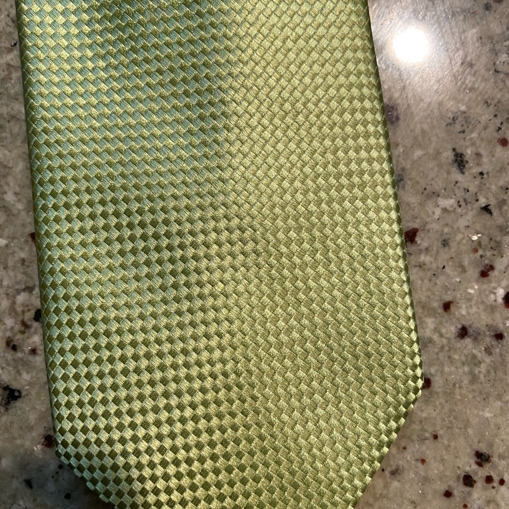 Nicole Miller tie - Picture 3 of 3